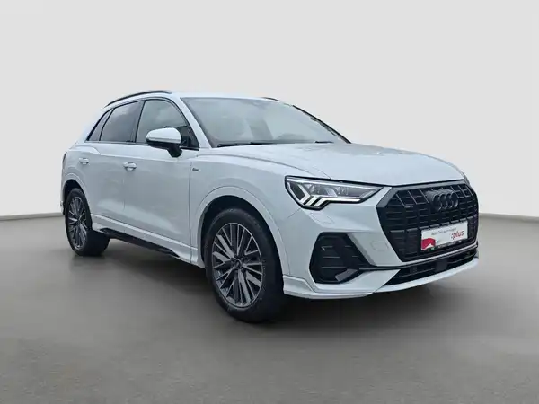 AUDI Q3 (4/16)