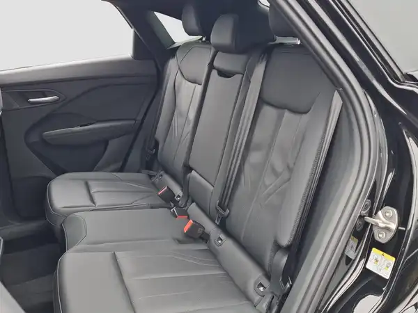 AUDI Q3 SPORTBACK (9/17)