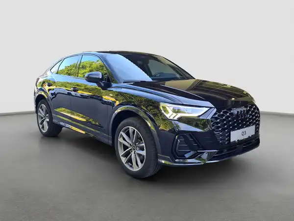 AUDI Q3 SPORTBACK (4/16)