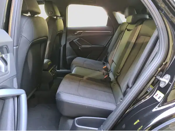 AUDI Q3 SPORTBACK (9/16)