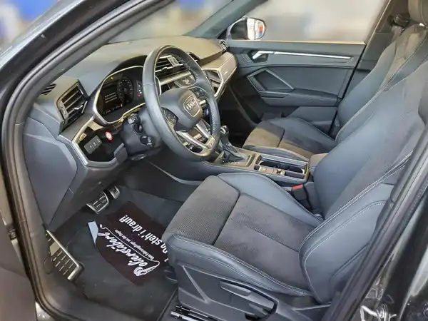 AUDI Q3 (4/4)
