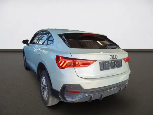 AUDI Q3 SPORTBACK (4/9)