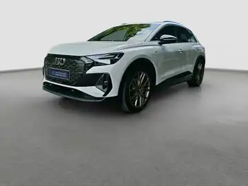 AUDI Q4 E-TRON (1/16)