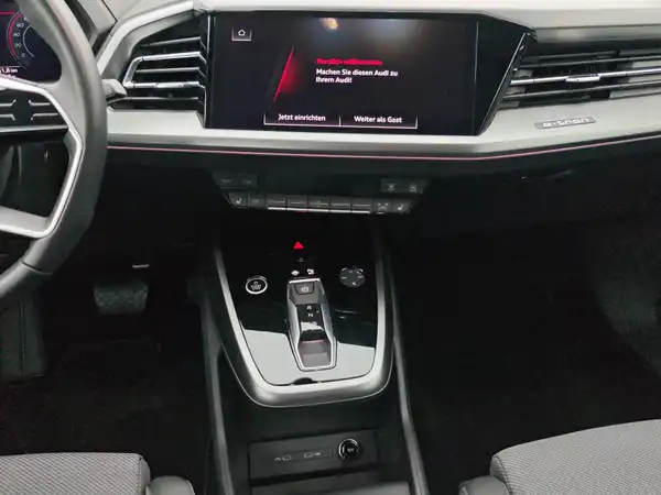 AUDI Q4 SPORTBACK (12/16)