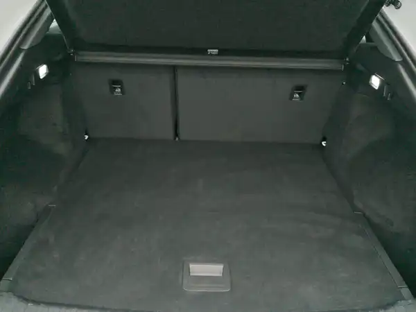 AUDI Q4 SPORTBACK (13/16)