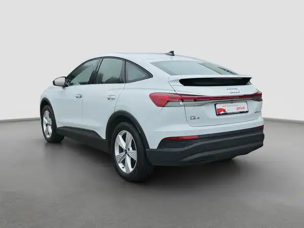 AUDI Q4 SPORTBACK (7/16)