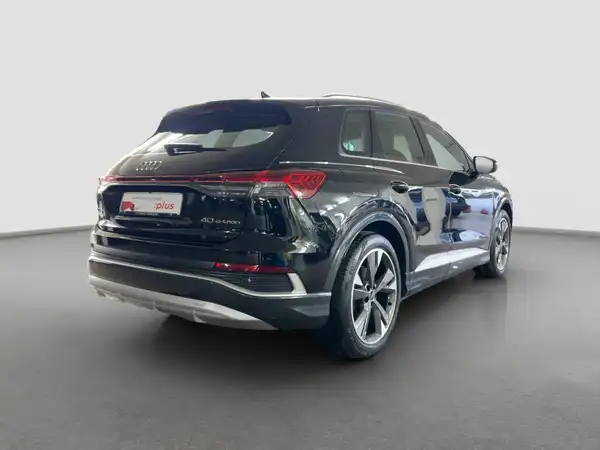 AUDI Q4 E-TRON (5/16)