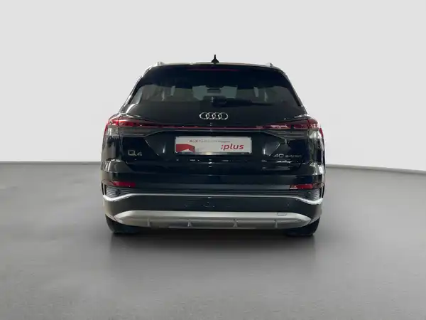 AUDI Q4 E-TRON (6/16)
