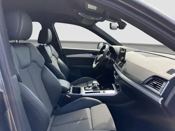 AUDI Q5 (14/16)