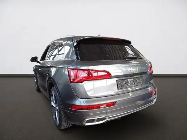 AUDI Q5 (4/9)