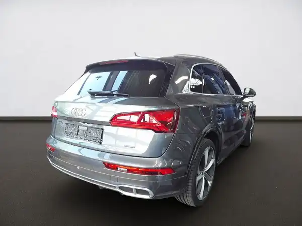AUDI Q5 (5/9)