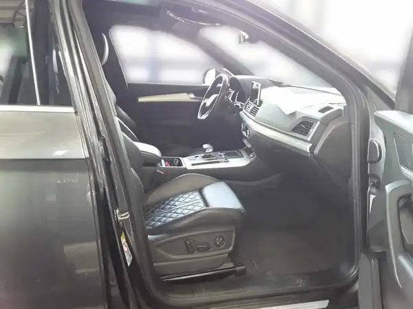 AUDI Q5 (7/9)