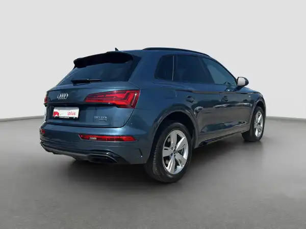AUDI Q5 (5/17)