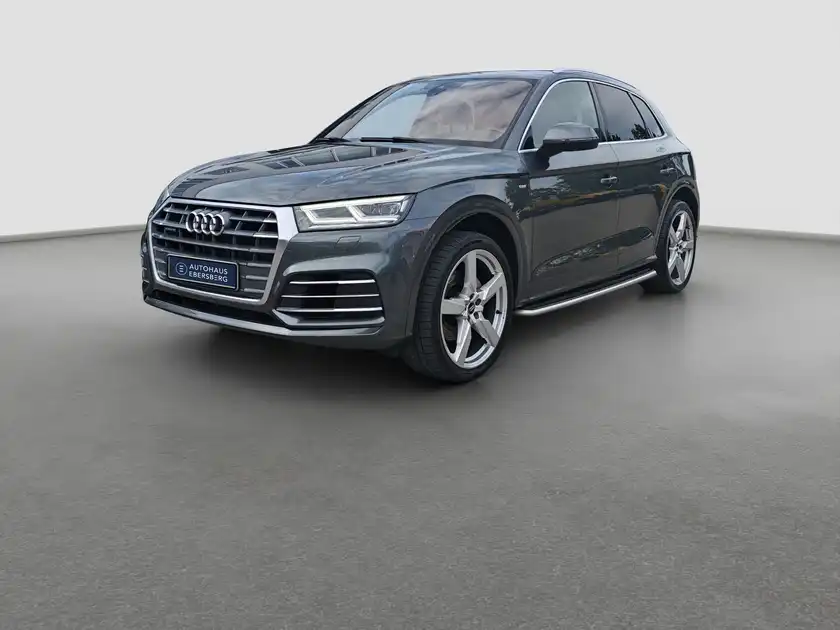AUDI Q5 (1/16)