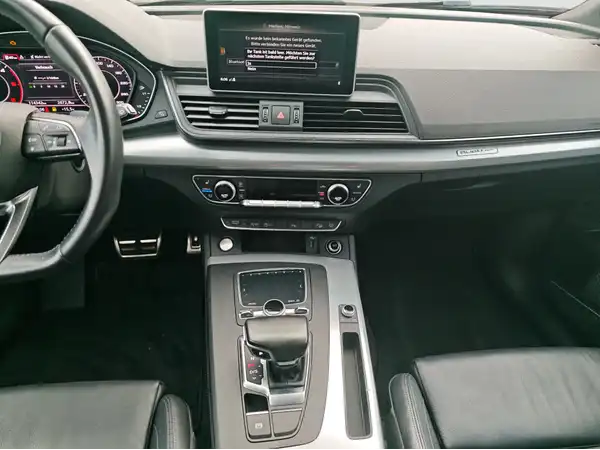 AUDI Q5 (12/16)