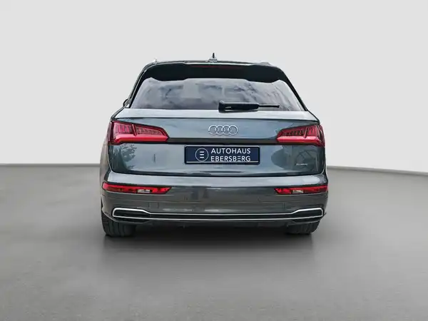 AUDI Q5 (6/16)