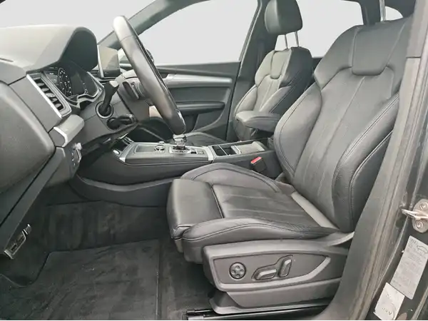 AUDI Q5 (8/16)