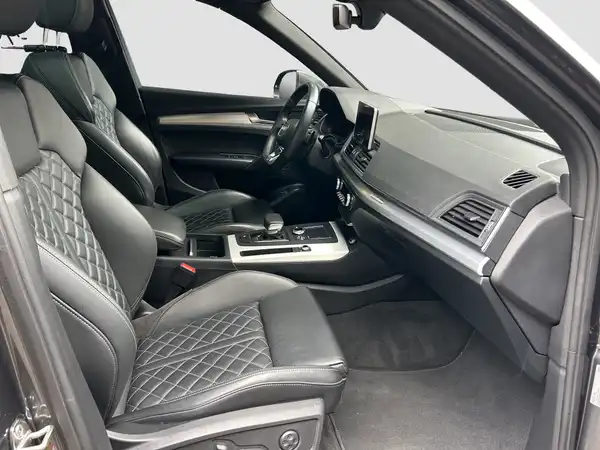 AUDI Q5 (14/16)