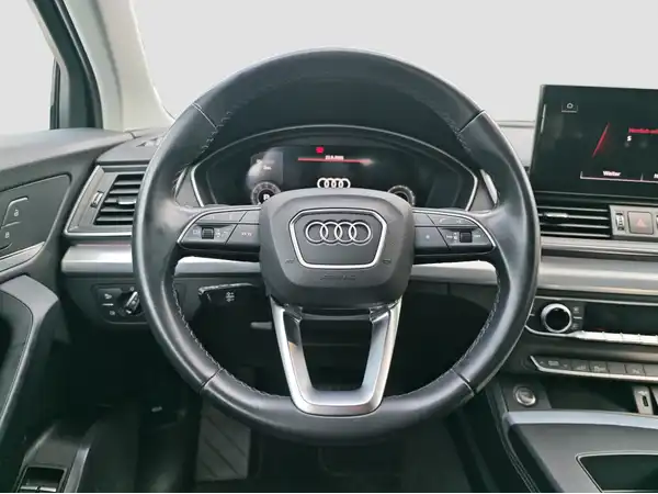AUDI Q5 (11/16)