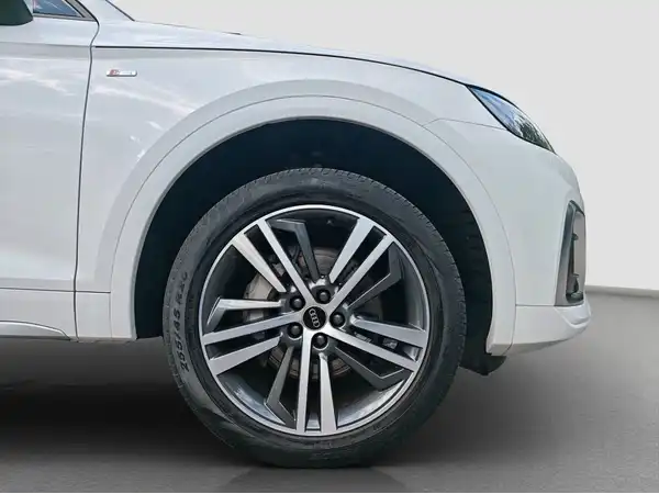 AUDI Q5 (16/16)