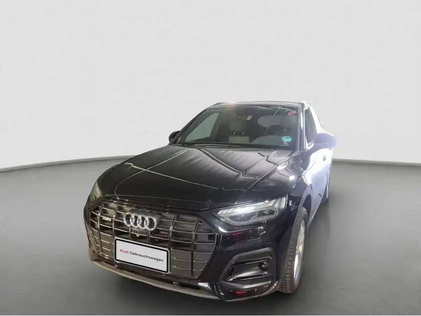 AUDI Q5 (1/4)