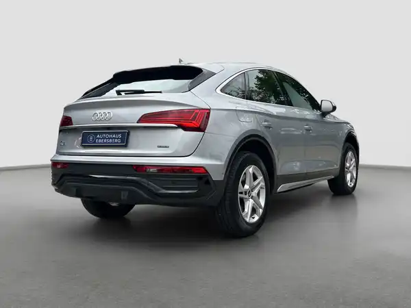 AUDI Q5 (5/16)