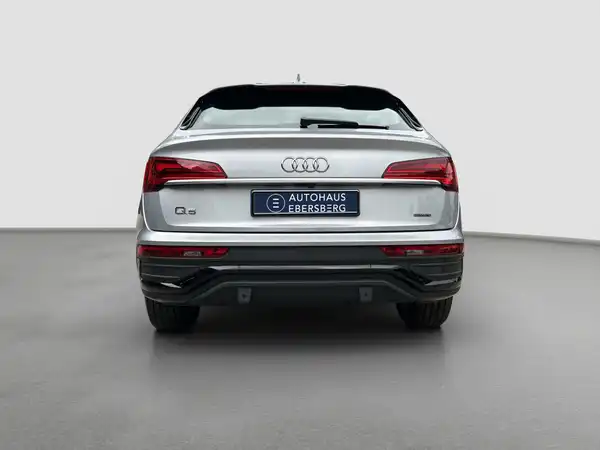 AUDI Q5 (6/16)