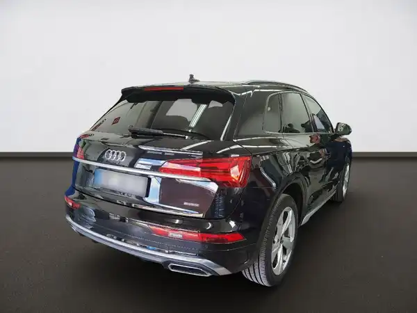 AUDI Q5 (3/4)