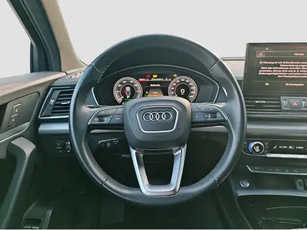 AUDI Q5 (11/13)