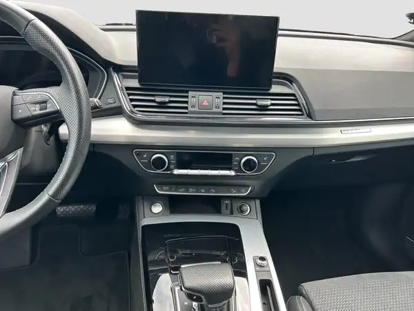 AUDI Q5 (12/16)