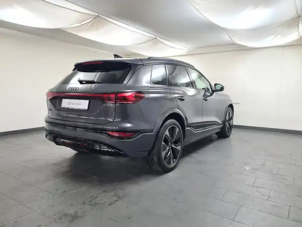 AUDI Q6 E-TRON (7/19)