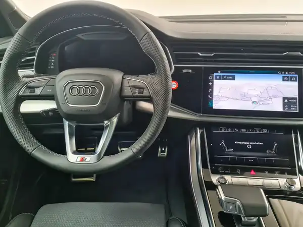 AUDI Q7 (13/18)
