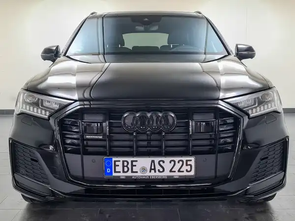 AUDI Q7 (3/18)