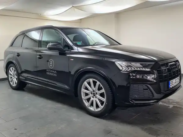 AUDI Q7 (4/18)