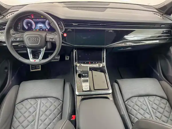AUDI Q7 (11/21)