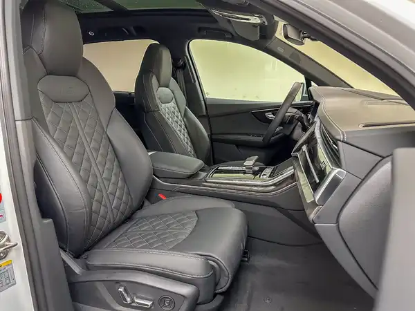 AUDI Q7 (16/21)