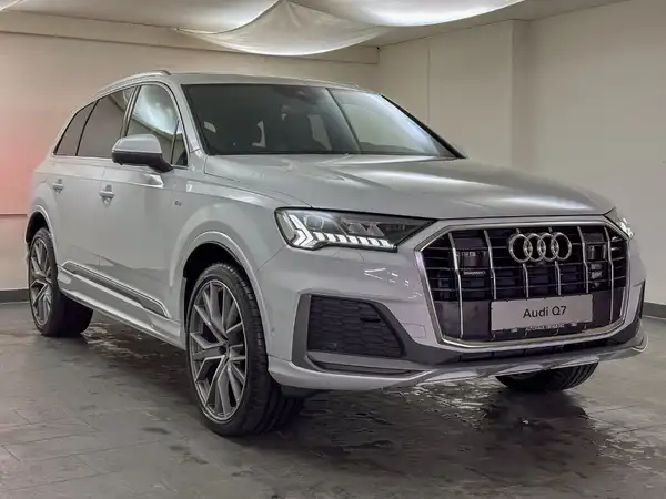 AUDI Q7 (4/21)