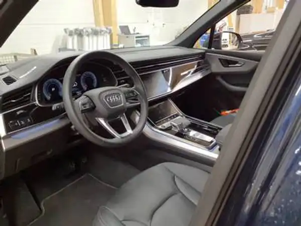 AUDI Q7 (5/5)
