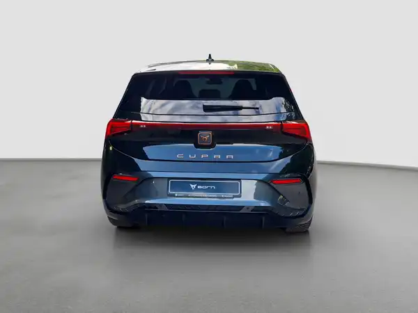 CUPRA BORN (6/16)
