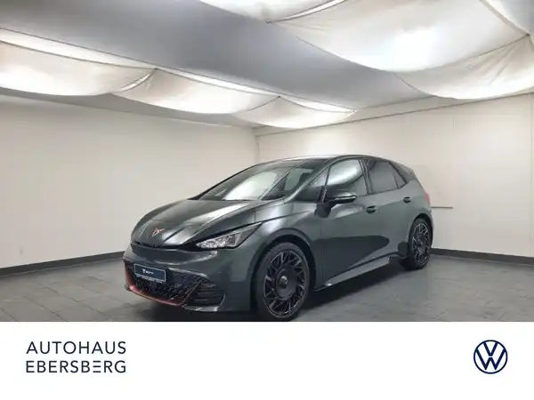 CUPRA BORN (2/17)
