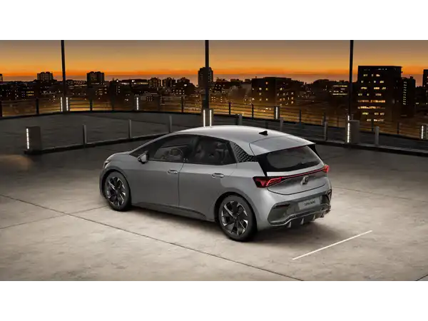 CUPRA Born (2/3)