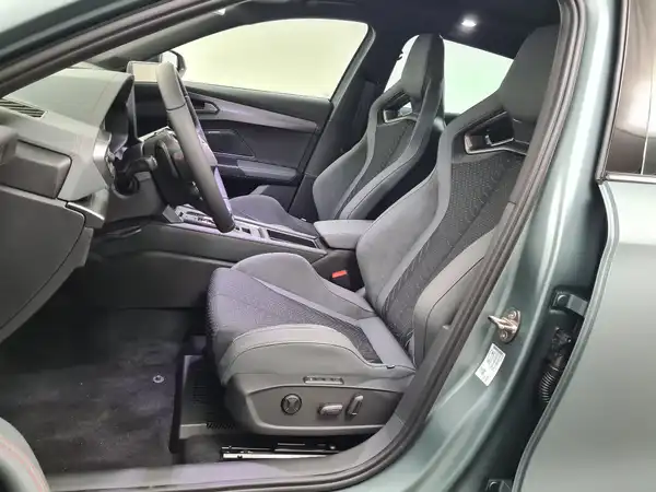 CUPRA FORMENTOR (8/19)