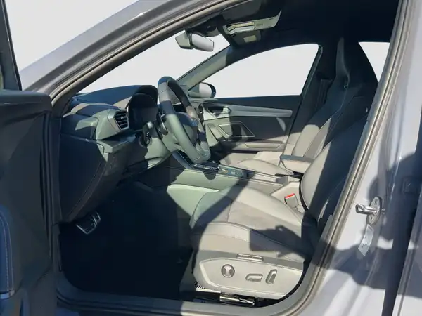 CUPRA FORMENTOR (8/16)