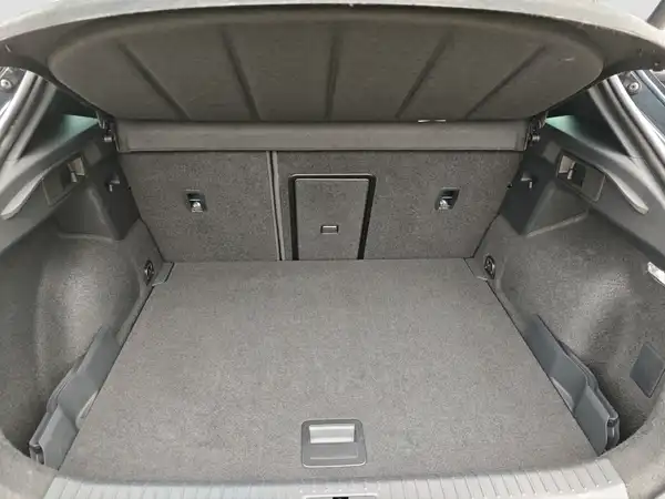 CUPRA FORMENTOR (13/16)