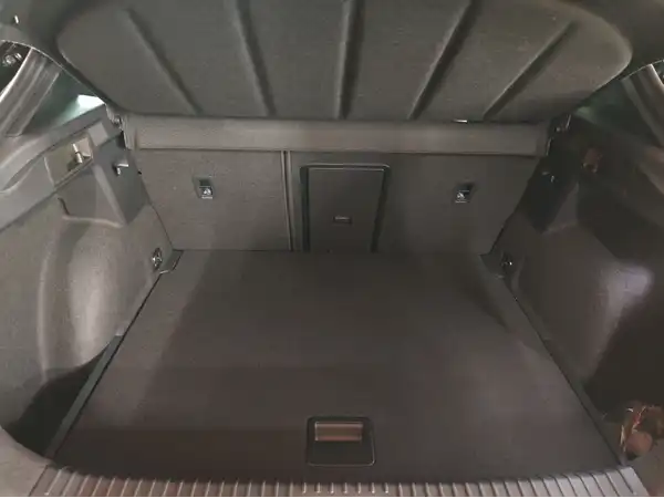 CUPRA FORMENTOR (13/16)