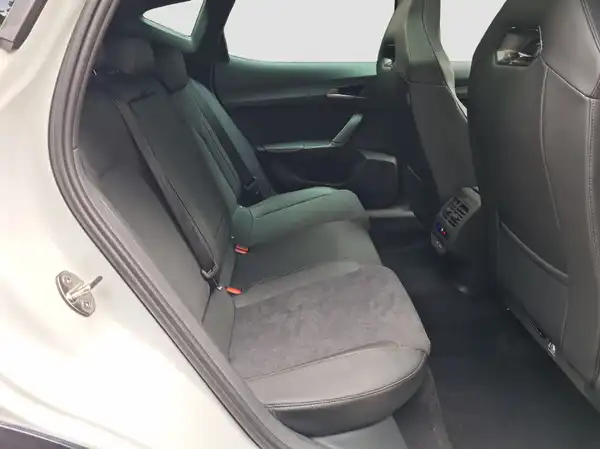 CUPRA FORMENTOR (15/16)