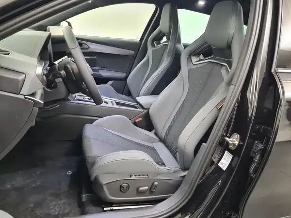 CUPRA FORMENTOR (8/17)