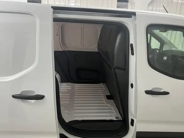 FIAT DOBLO (15/17)