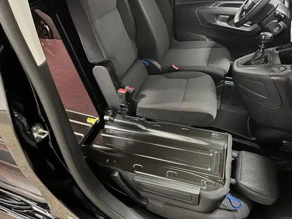 FIAT DOBLO (23/25)