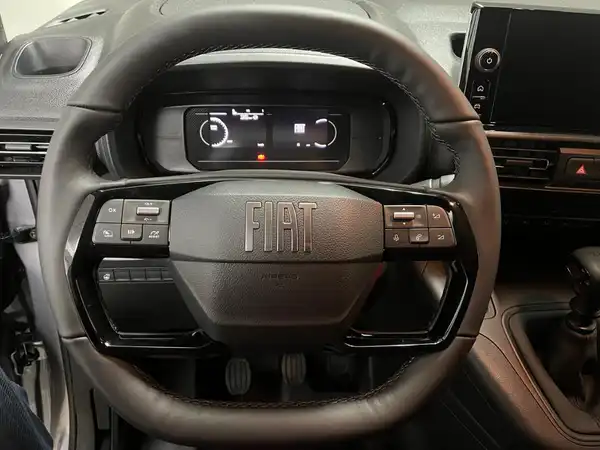 FIAT DOBLO (8/17)